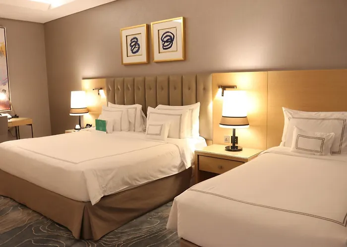 Grand Cosmopolitan Hotel